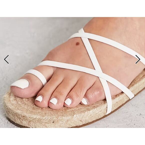 ASOS DESIGN Jamila Toe Loop Espadrille in White Size8 - Picture 9 of 9